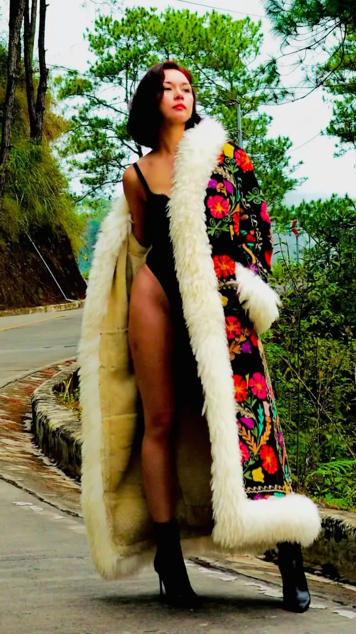 Christine Gonzalez - christine-gonzalez-hot-23.webp